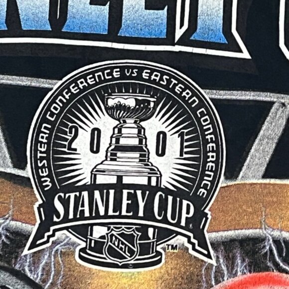 New Jersey Devils Stanley Cup 2001 Champions Ice Hockey tshirt NJ Devils Jersey - Picture 3 of 3